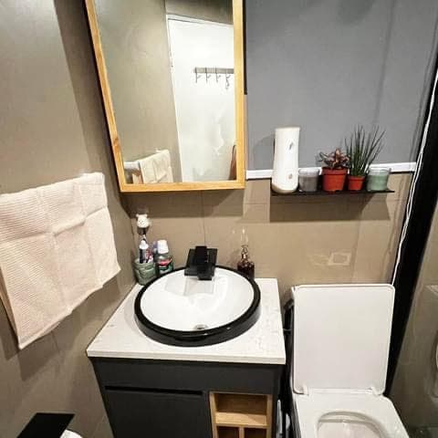 2-bedroom condo for rent in Fort Victoria Tower C, BGC, fully furnished with 2 beds and mattresses,... - photo 8