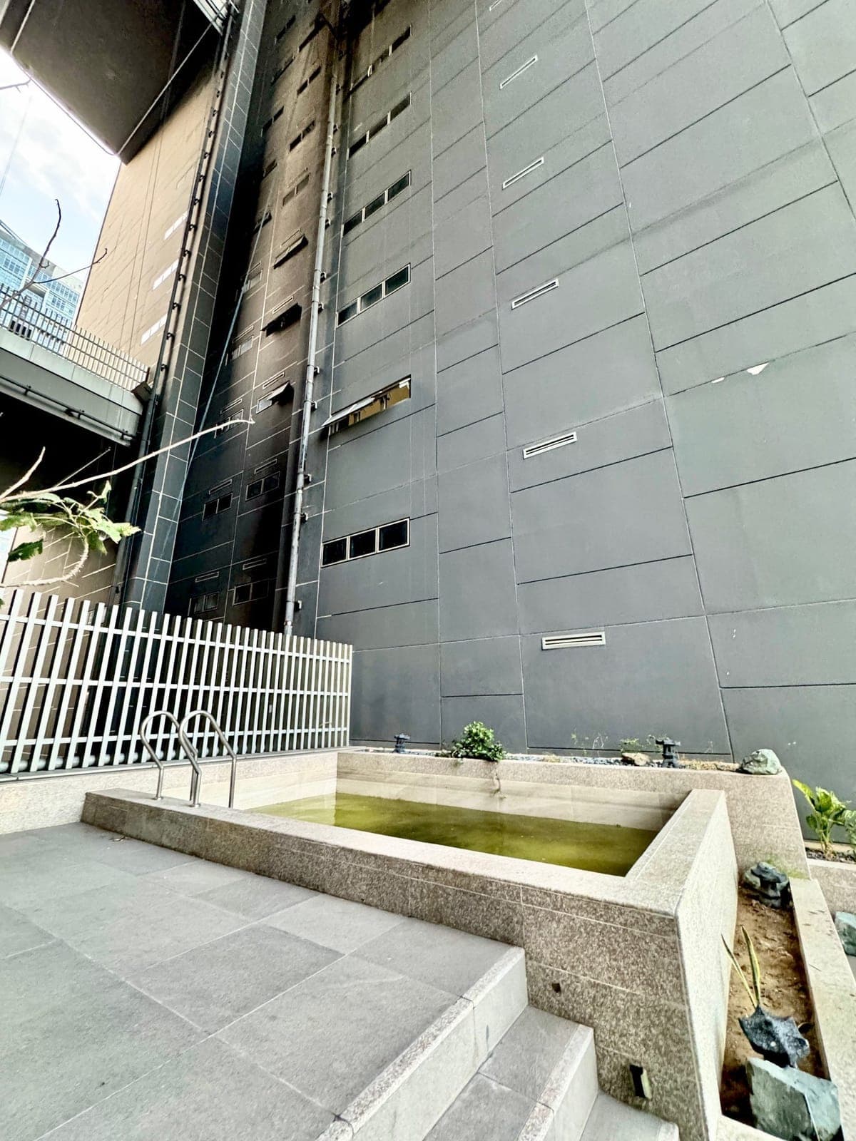 EAST GALLERY PLACE: - photo 1