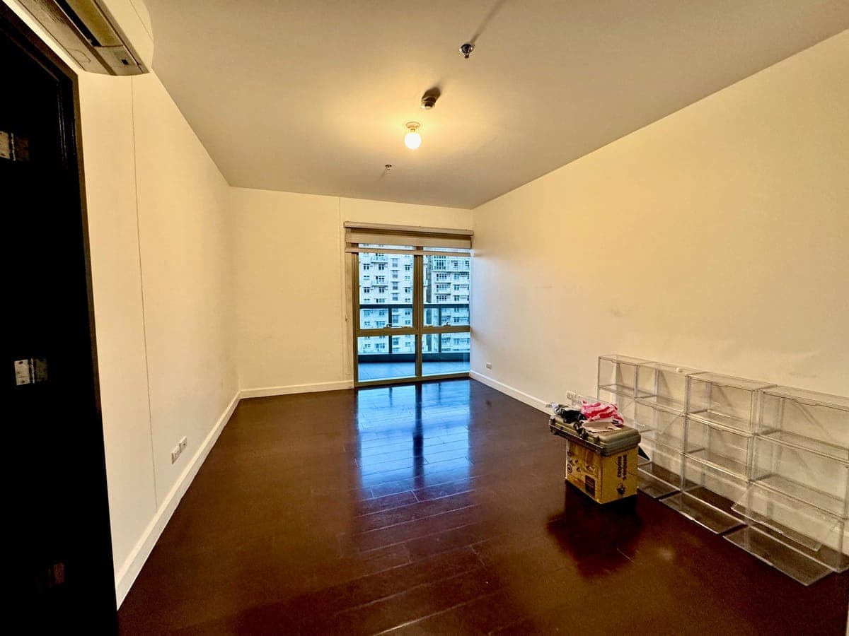 EAST GALLERY PLACE: - photo 4