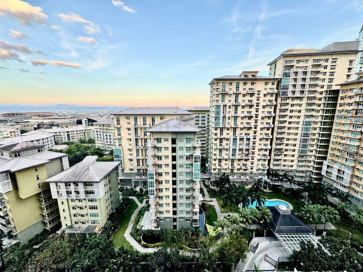 EAST GALLERY PLACE: - photo 9