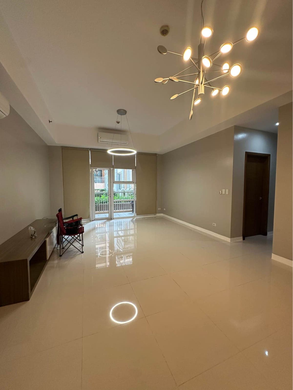 VENICE RESIDENCES MCKINLEY HILL 3 BEDROOM UNIT WITH PARKING FOR RENT UK - photo 10