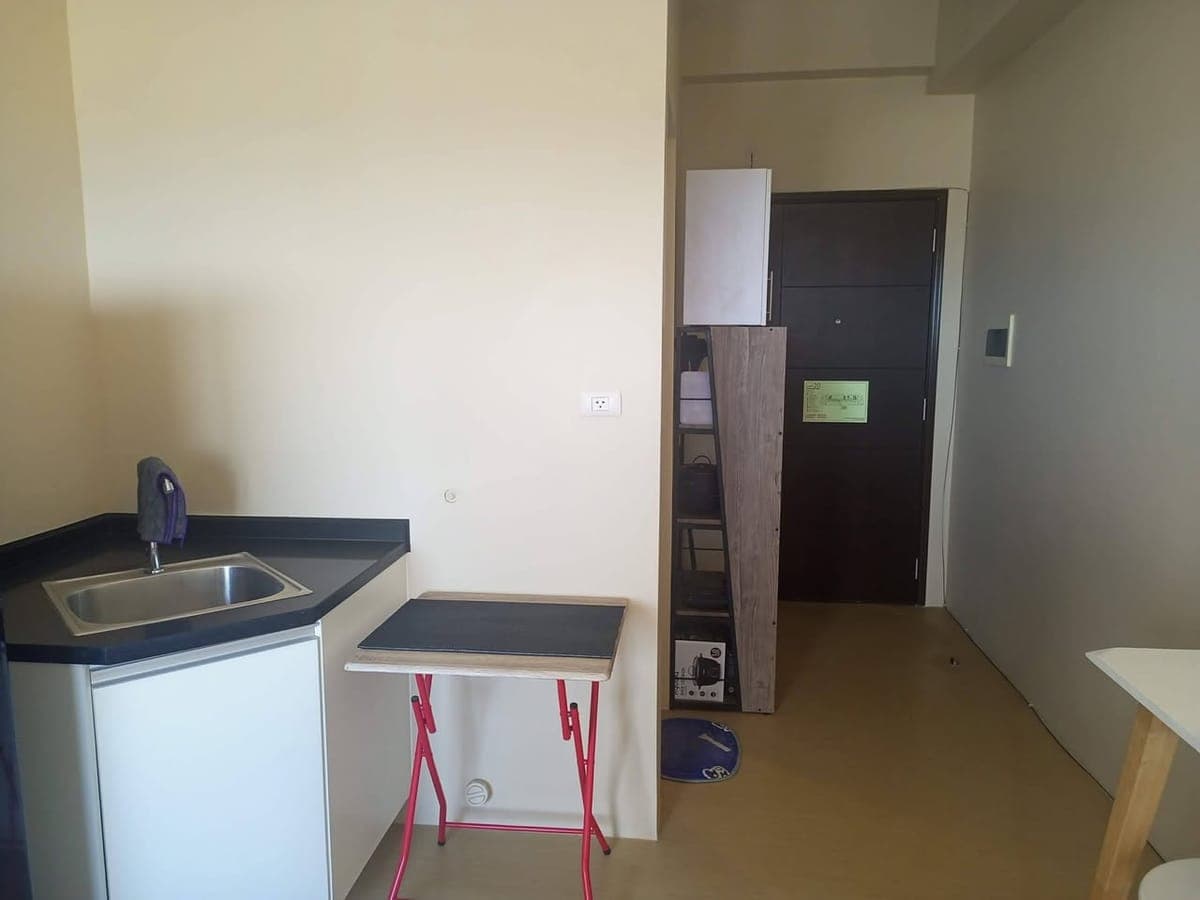 CONDO FOR RENT (OPEN FOR SUBLEASE) - photo 2