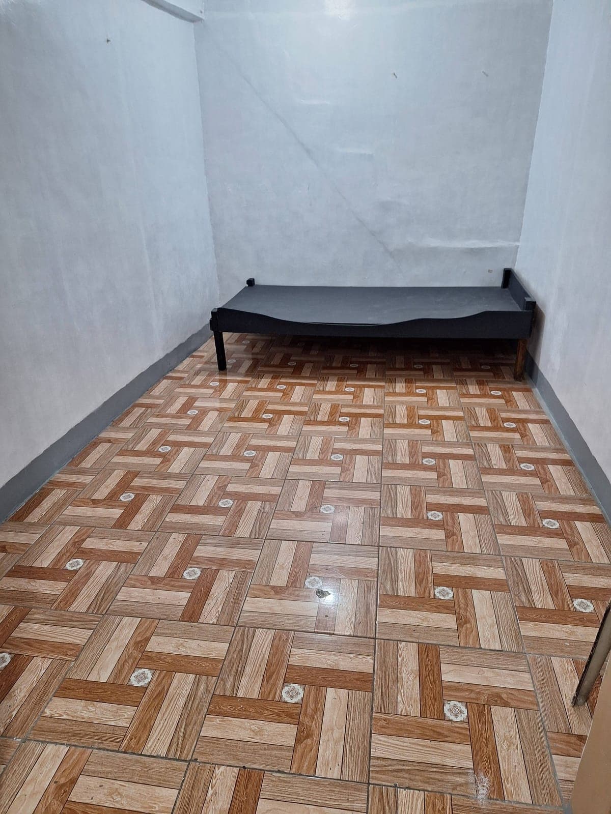 Room 4 rent - photo 4