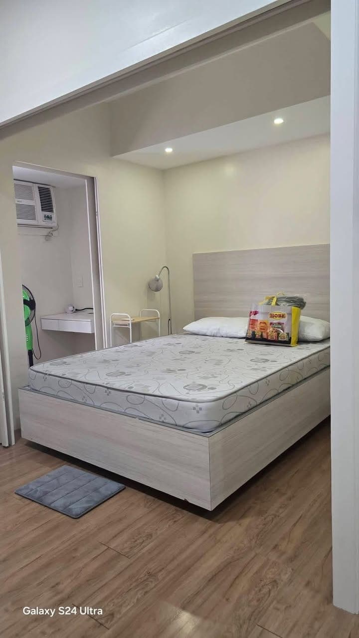 For Lease: Furnished Studio type Unit at The Verve, BGC - photo 1