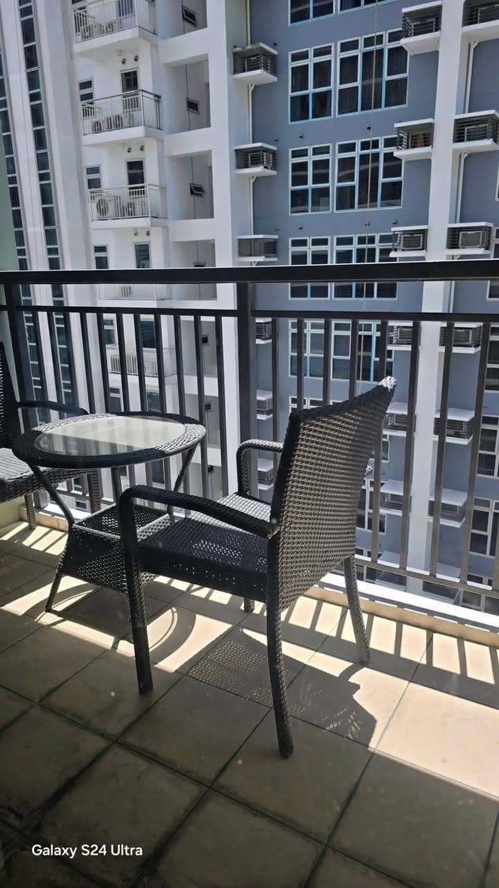 For Lease: Furnished Studio type Unit at The Verve, BGC - photo 2