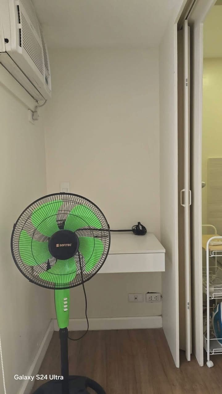 For Lease: Furnished Studio type Unit at The Verve, BGC - photo 3