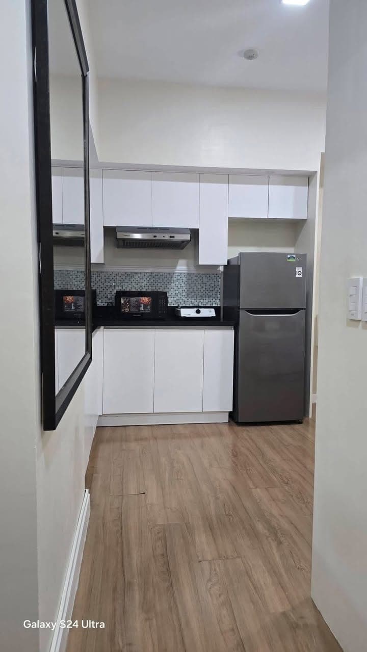 For Lease: Furnished Studio type Unit at The Verve, BGC - photo 4