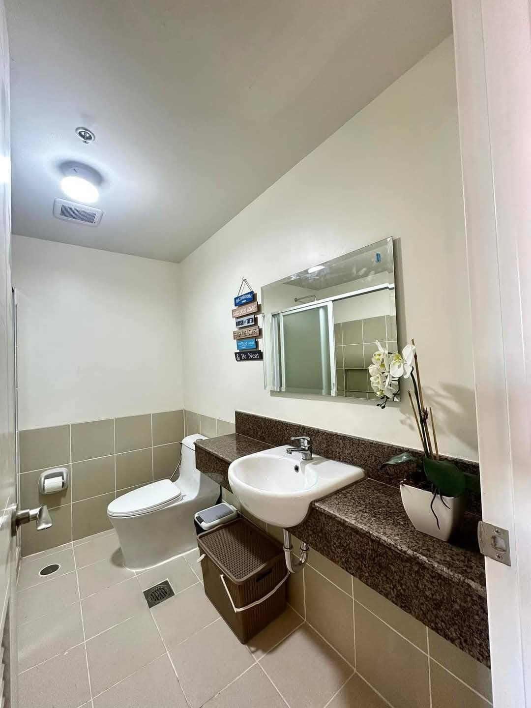 2 bedroom unit available for rent in Alder Residences, direct owner her - photo 2
