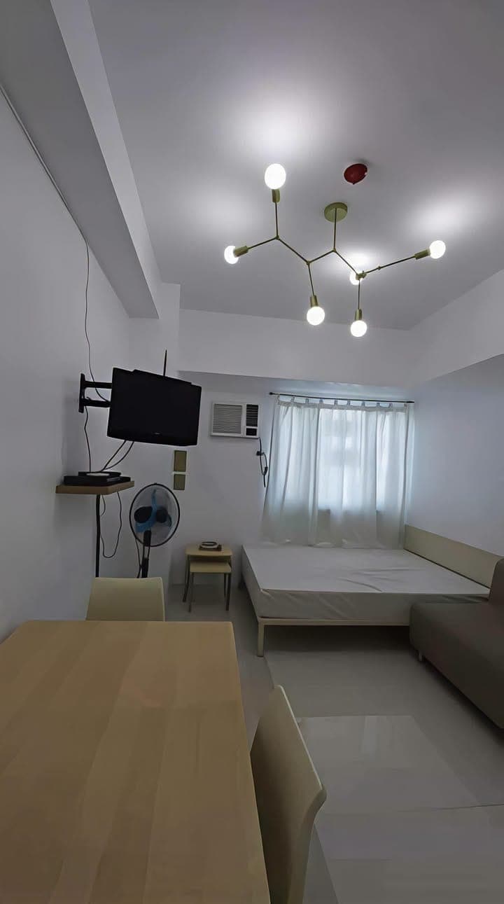 Studio light for rent - photo 1