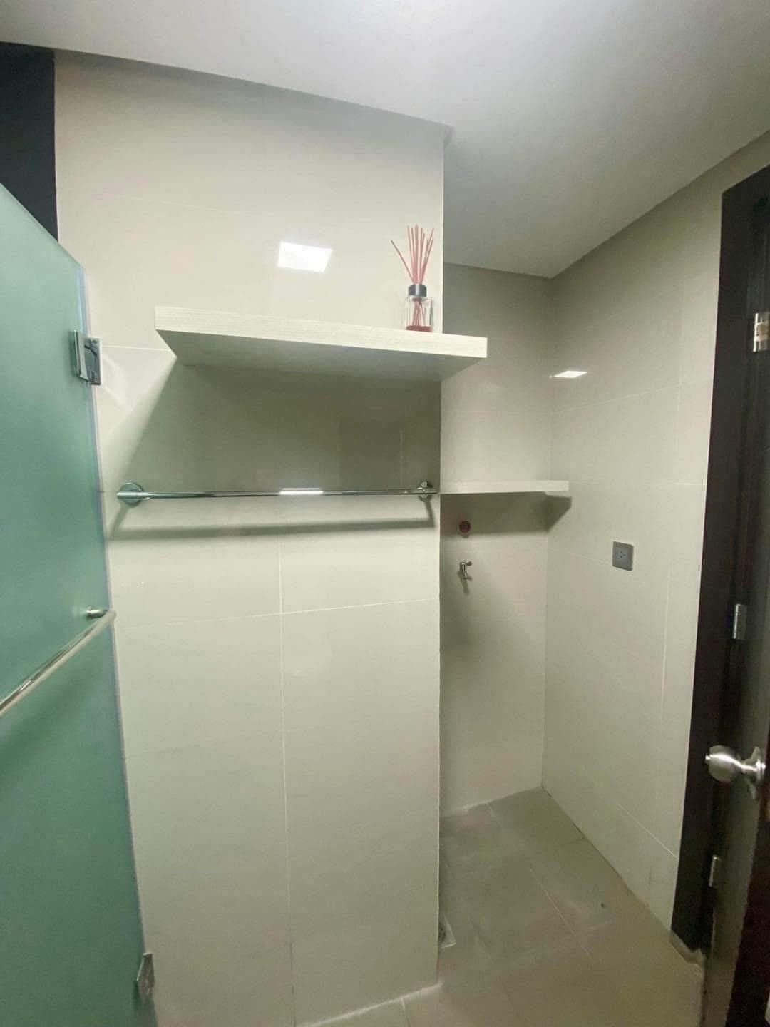For Lease: Fully furnished 1-bedroom in Trion Towers 3, BGC, Taguig City - photo 6