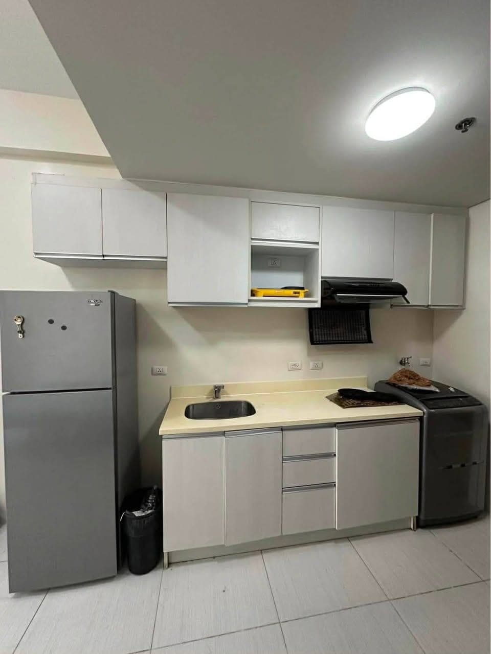 Studio 𝗨𝗡𝗜𝗧 𝗳𝗼𝗿 𝗥𝗘𝗡𝗧 - photo 2