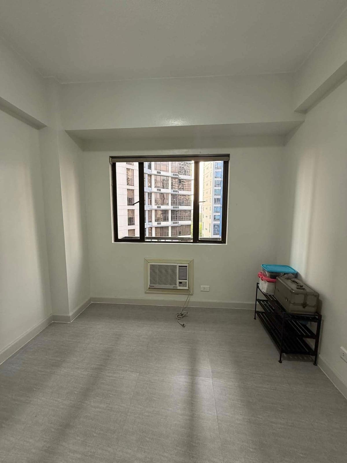 For rent semi furnished 1 bedroom unit at forbeswood hights burgos circle bgc - photo 6