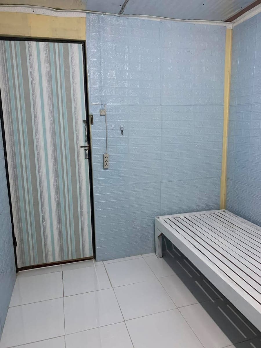 ROOM FOR RENT - photo 3