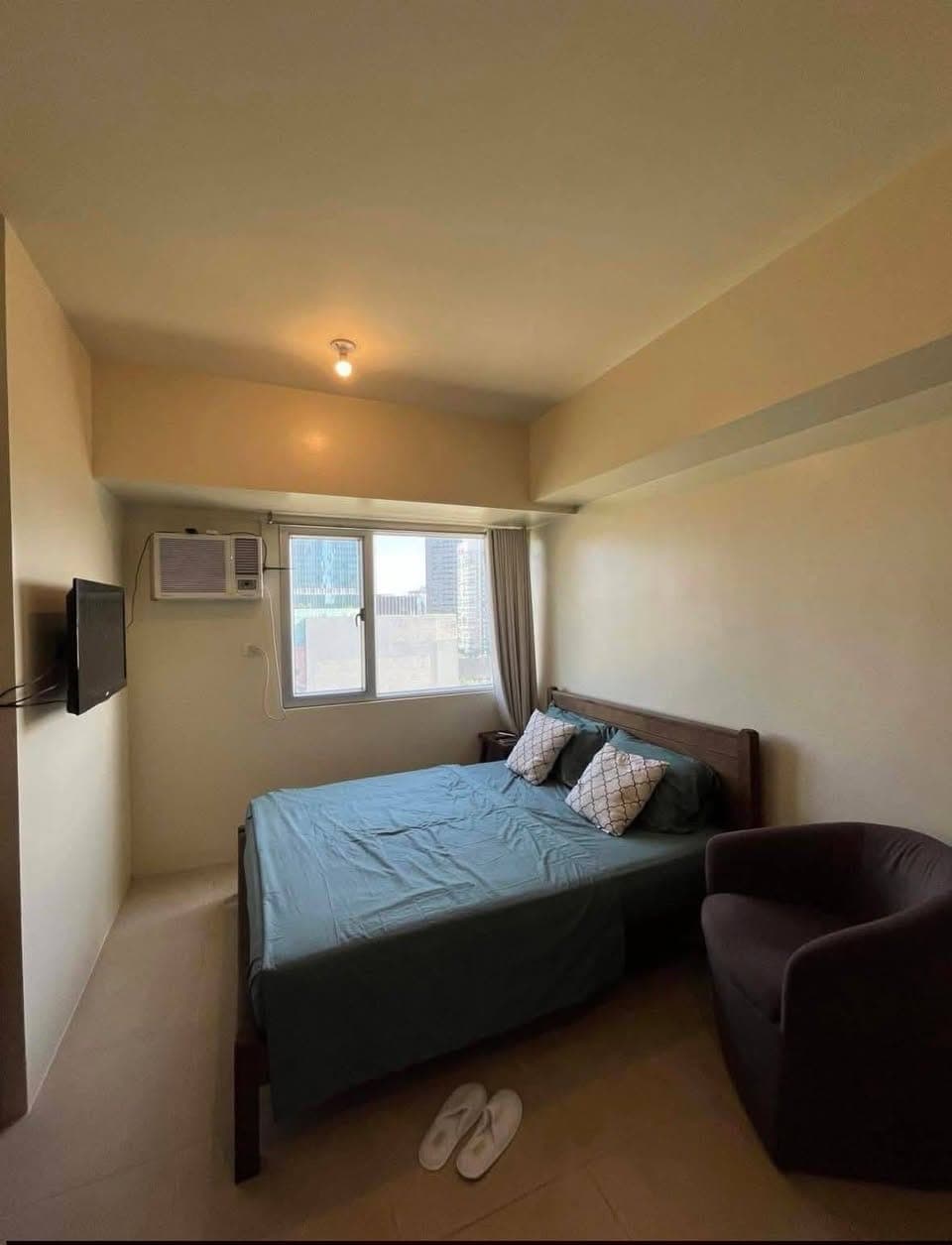 FOR RENT: ₱25,000/month. | Inclusive dues & Parking - photo 4