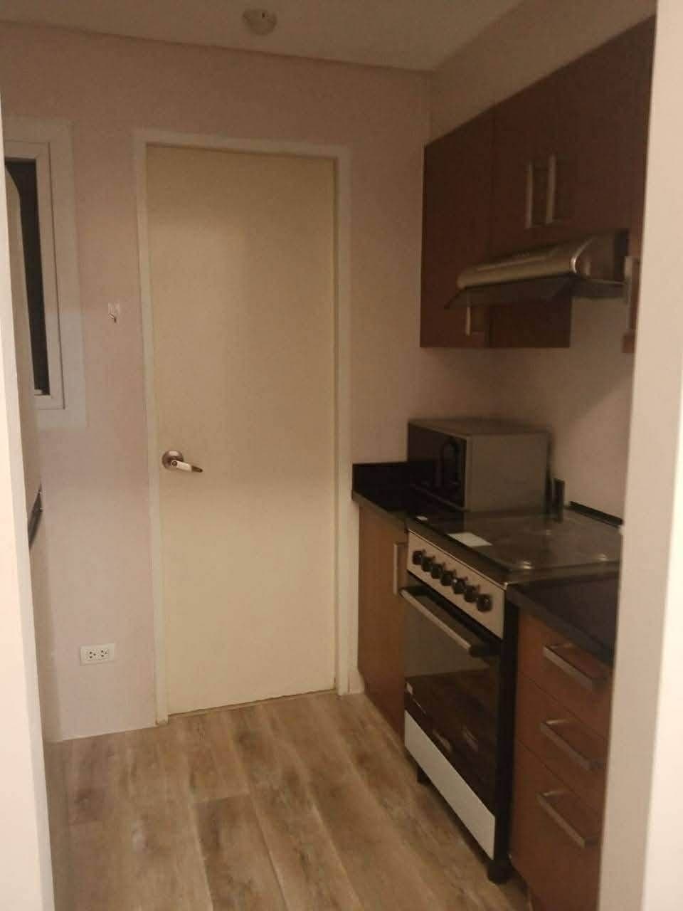 👋FOR LEASE: - photo 2