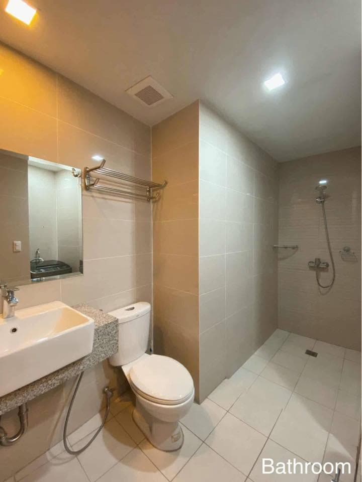 CONDO FOR RENT‼️ - photo 3