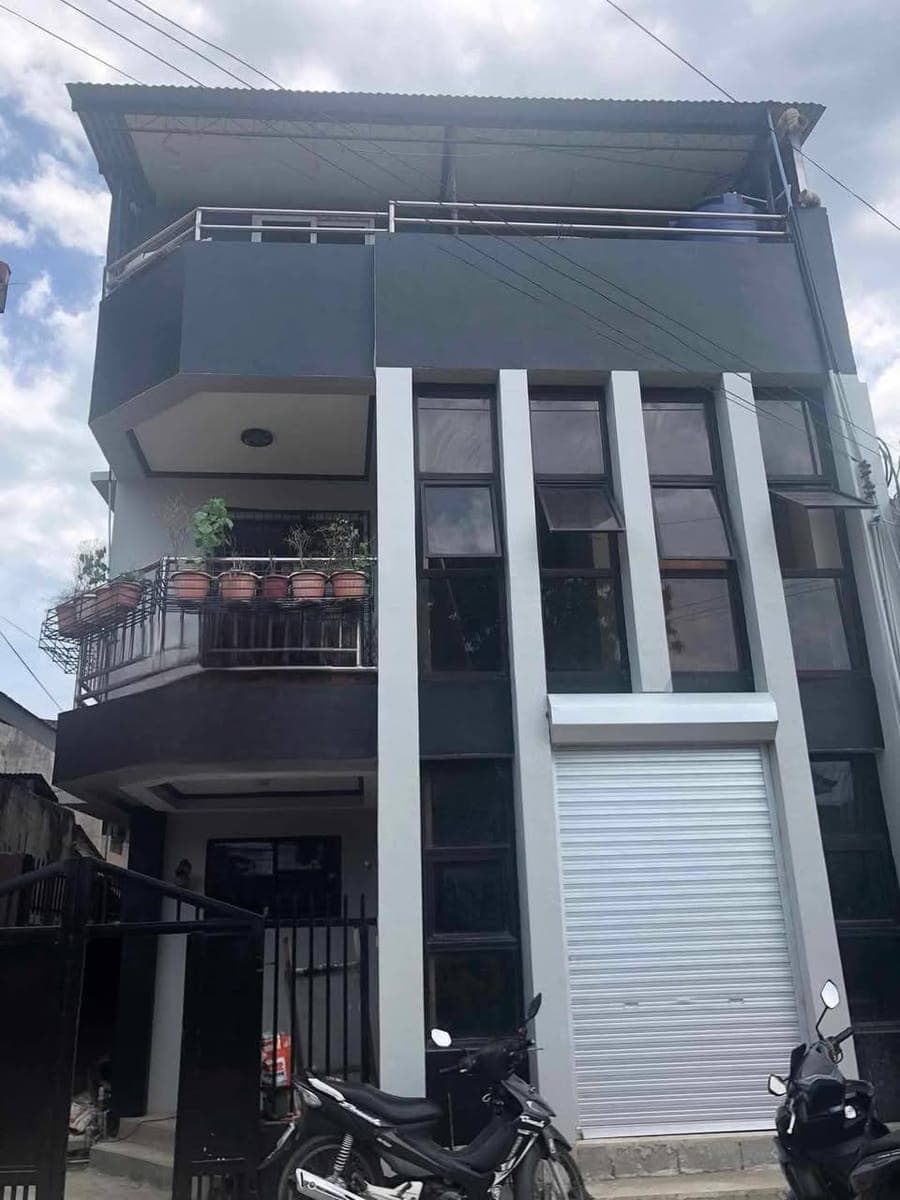 Three-Storey Commercial  House For Rent❗ - photo 1