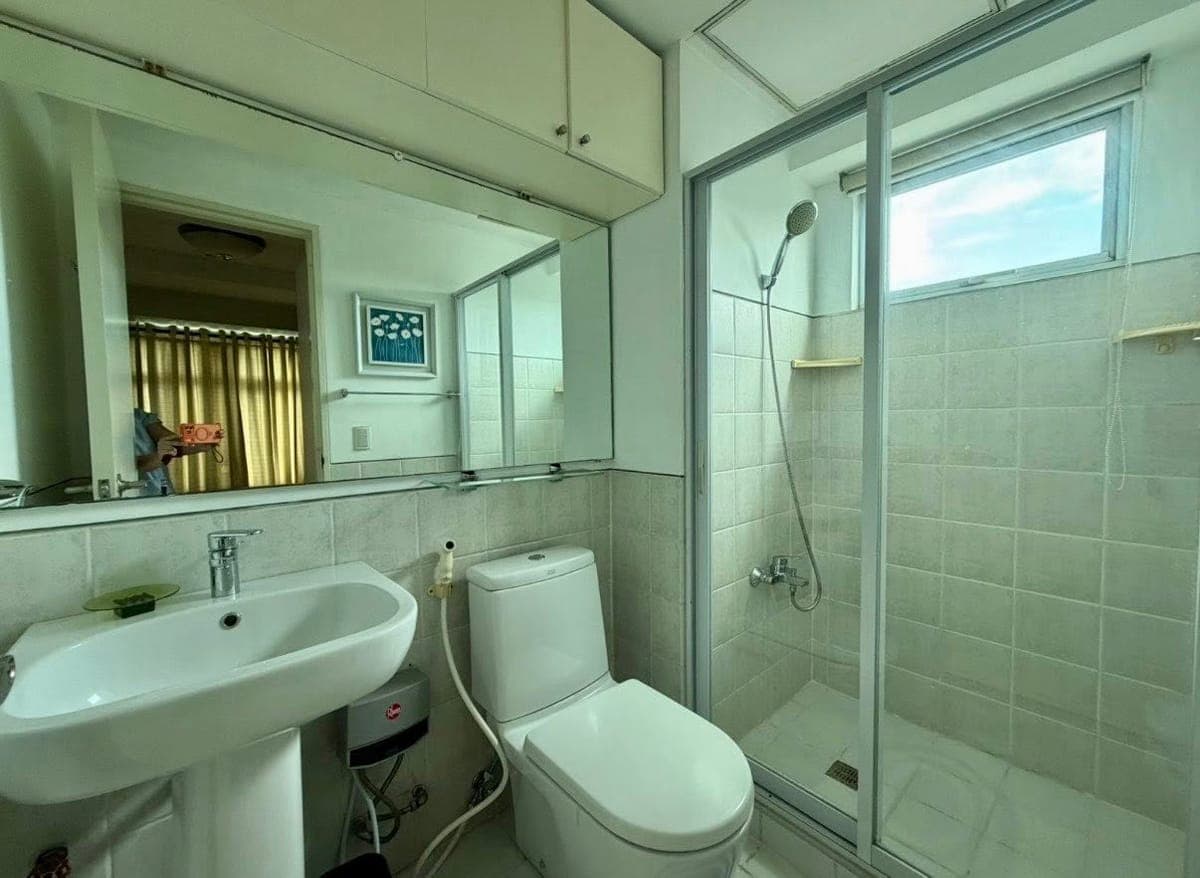 FOR LEASE – 1 Bedroom at Two Serendra - photo 2