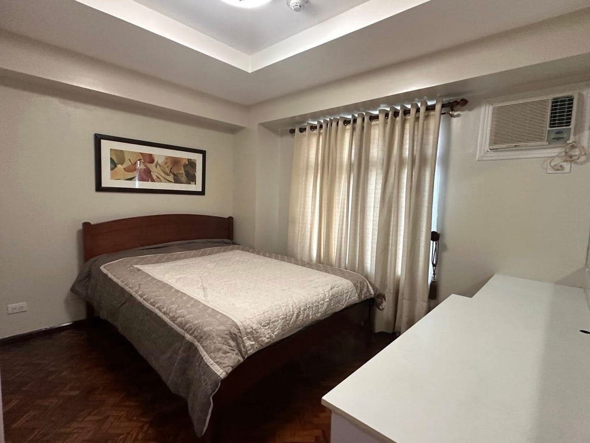 FOR LEASE – 1 Bedroom at Two Serendra - photo 5