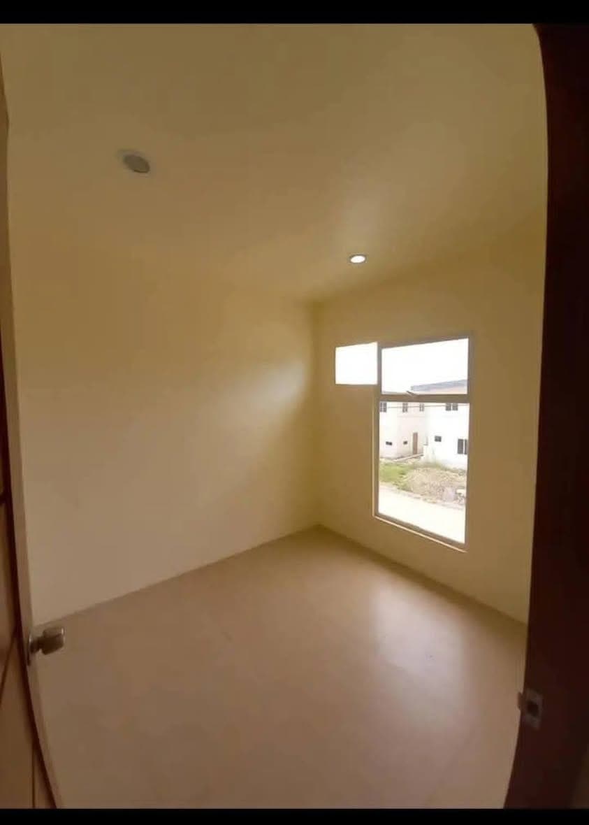 velmiro house for rent townhouse @phase 1 - photo 2