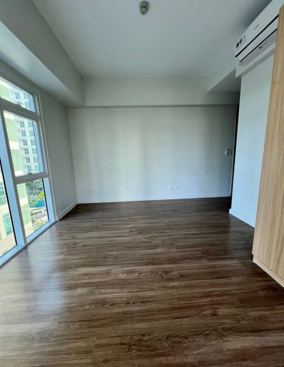 ✨ **FOR LEASE | Park Cascades 2BR Corner Unit ** - photo 5