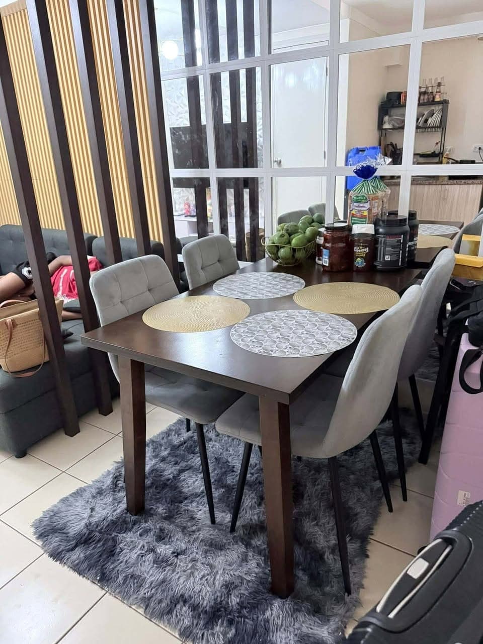 2 bedroom unit for rent! - photo 2