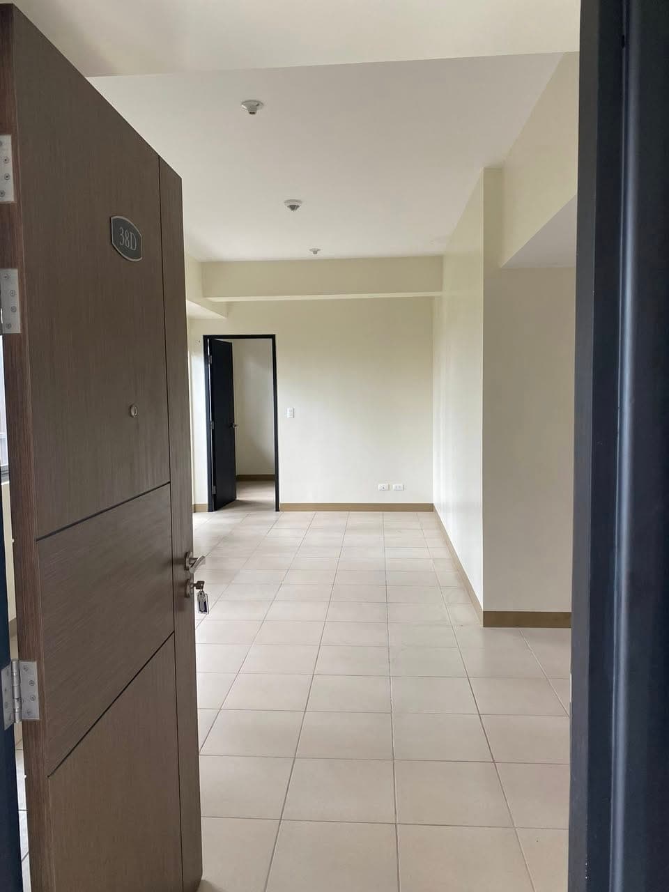 MURANG CONDO UNIT FOR RENT | Manhattan Plaza Tower 2 Cubao, Quezon City. - photo 1