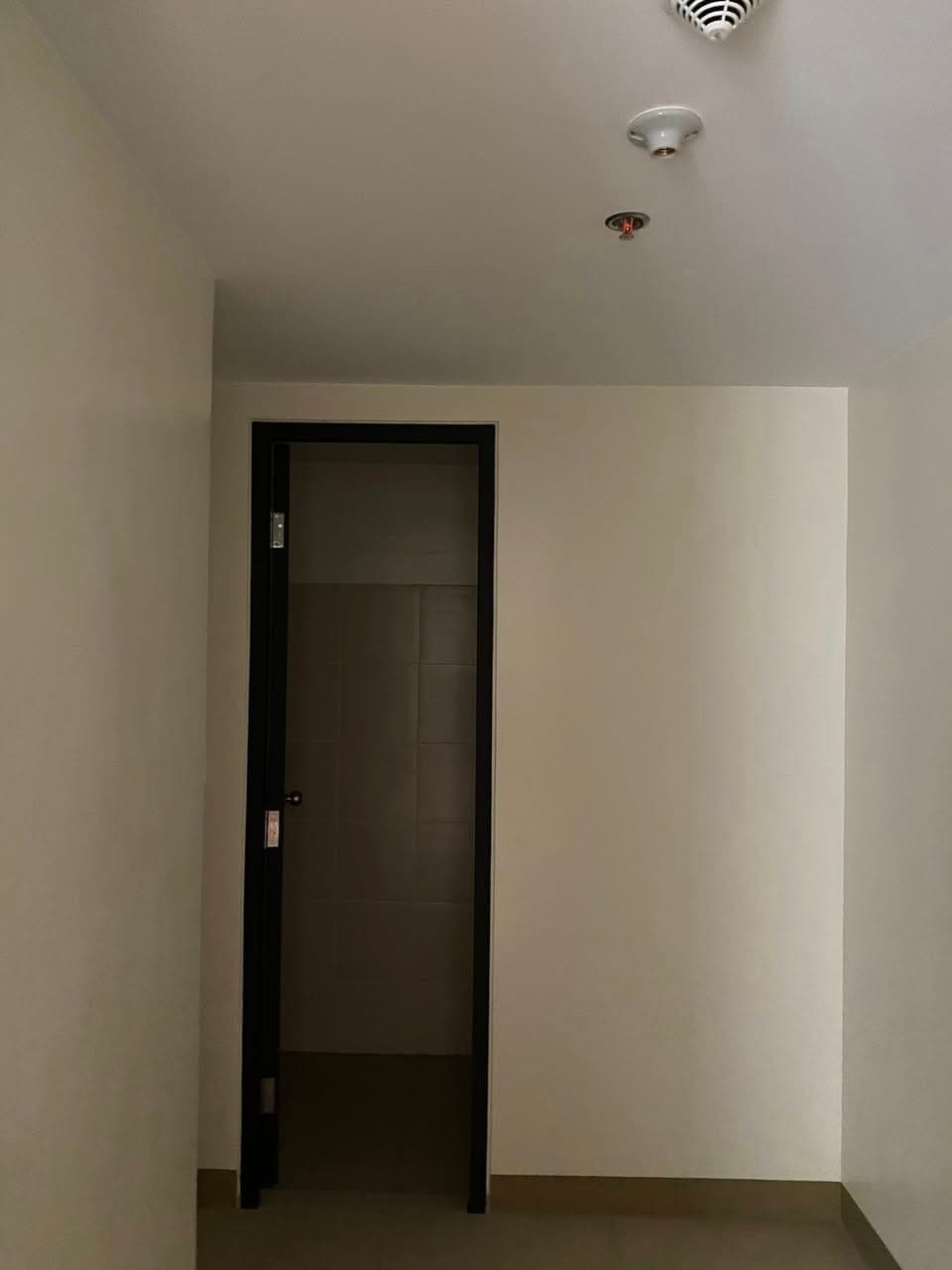 MURANG CONDO UNIT FOR RENT | Manhattan Plaza Tower 2 Cubao, Quezon City. - photo 4