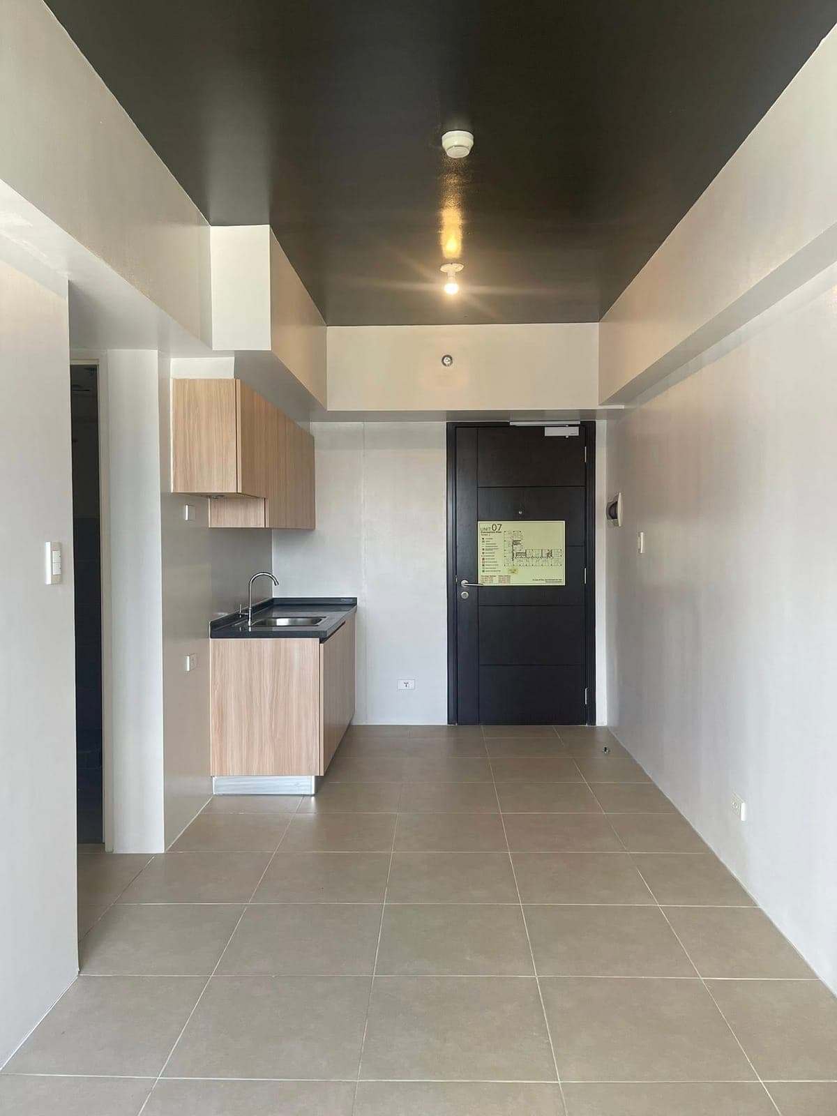 Bare Unit For Lease - photo 3