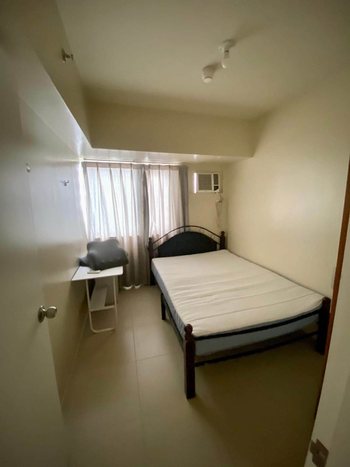 FOR RENT | 2BR + Maid’s/Stock Room – ₱45,000 / month - photo 1