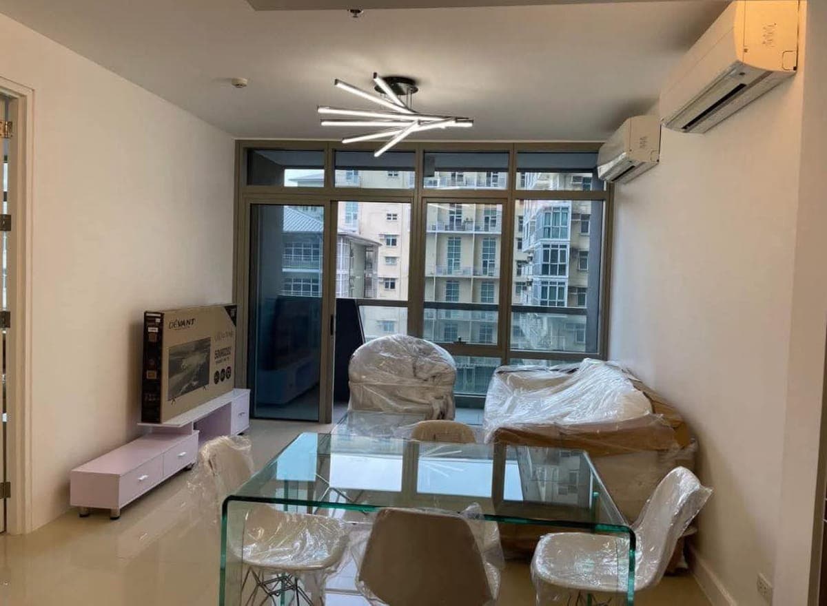 2BR UNIT FOR RENT IN EAST GALLERY PLACE BGC - photo 7
