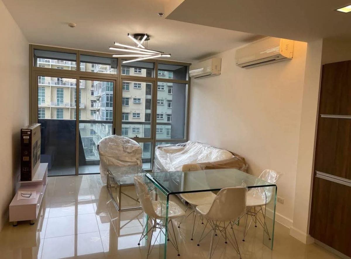 2BR UNIT FOR RENT IN EAST GALLERY PLACE BGC - photo 8