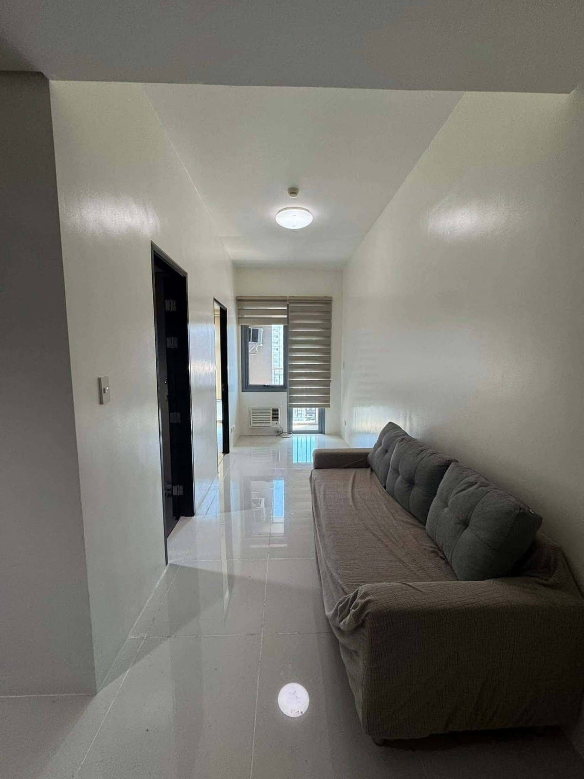 🏢🔑 Park West Condo Unit For Rent - photo 3