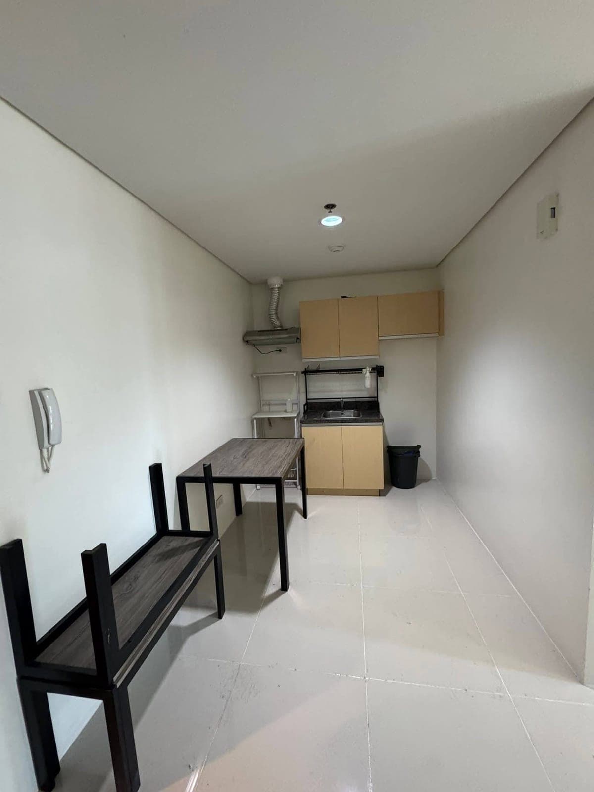 🏢🔑 Park West Condo Unit For Rent - photo 4