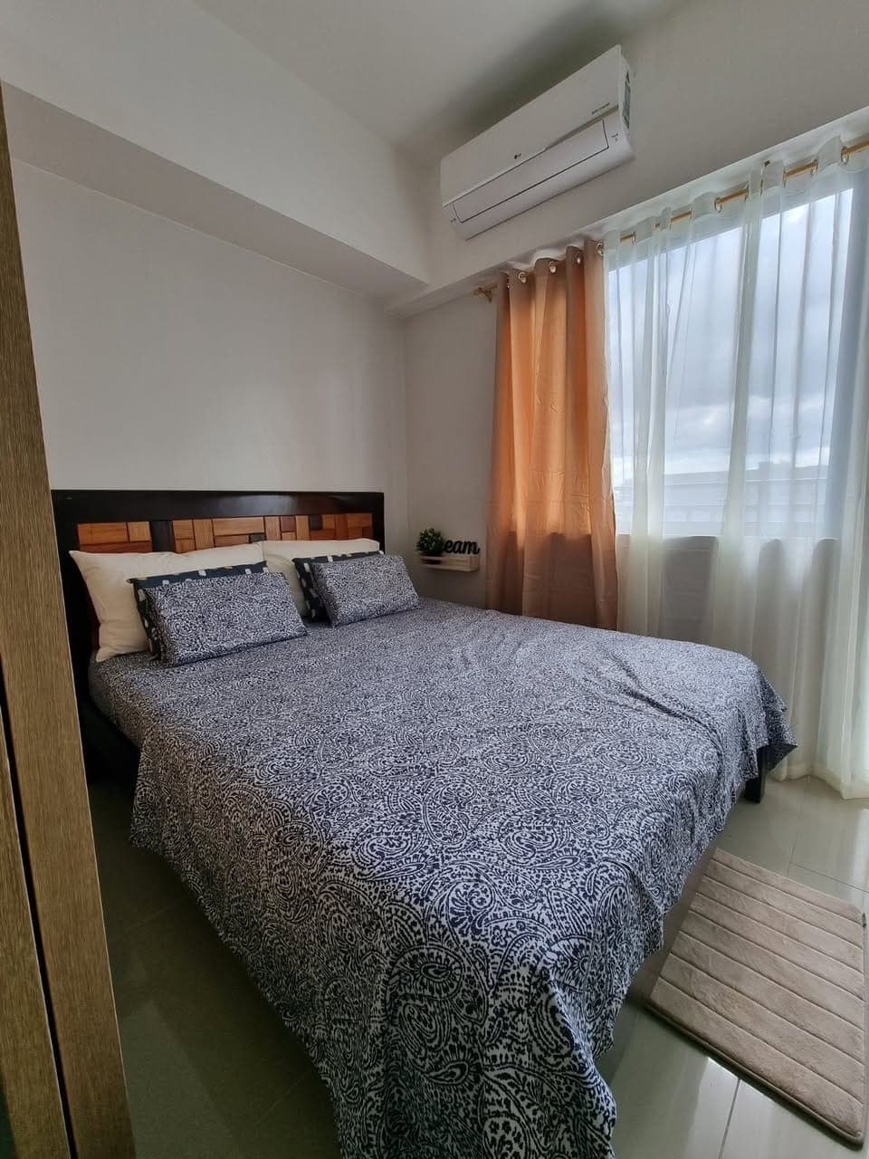 For Rent 1BR Unit with Balcony - photo 5