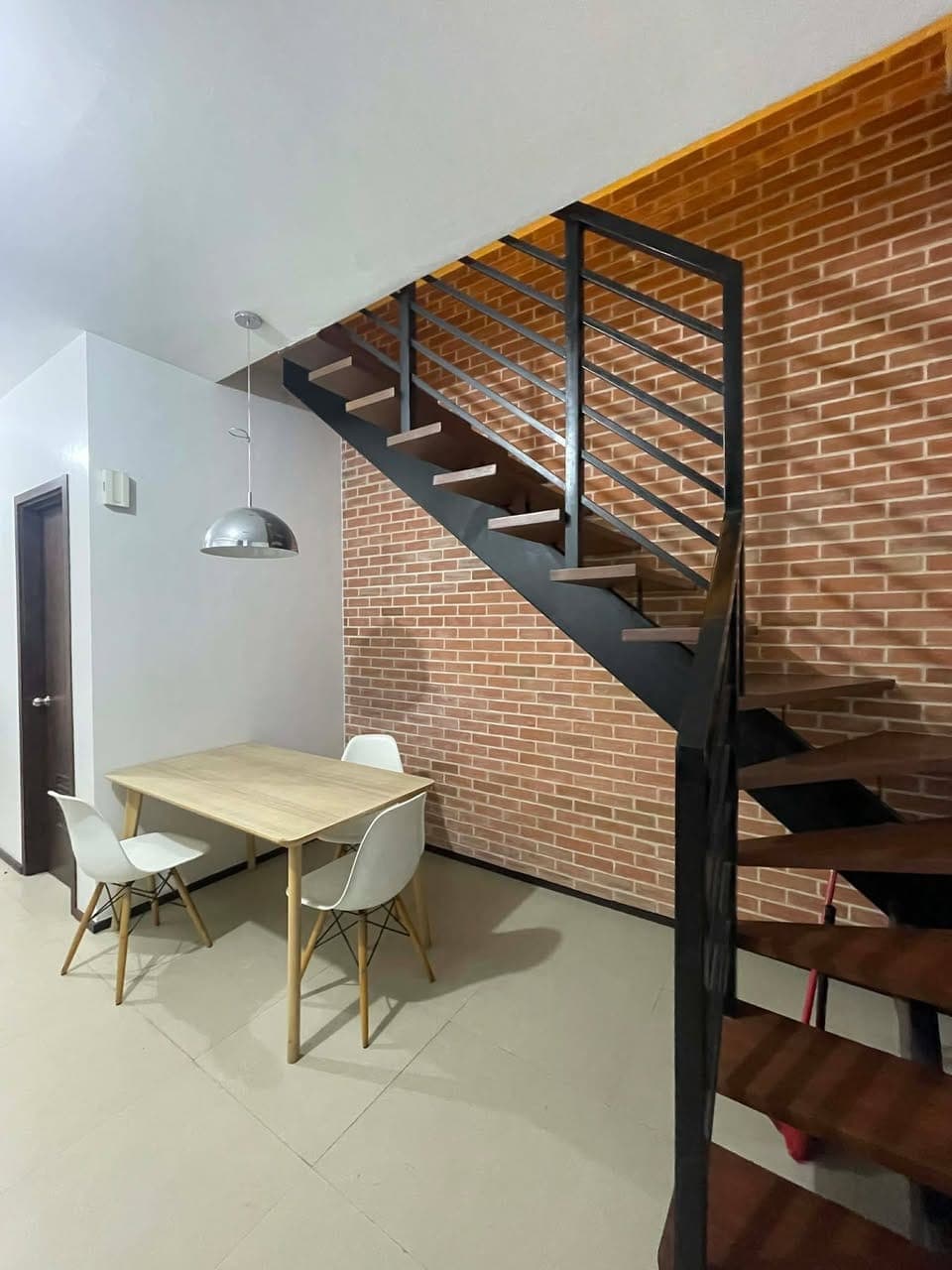 🏷 FOR LEASE - Ibiza Tower - photo 1