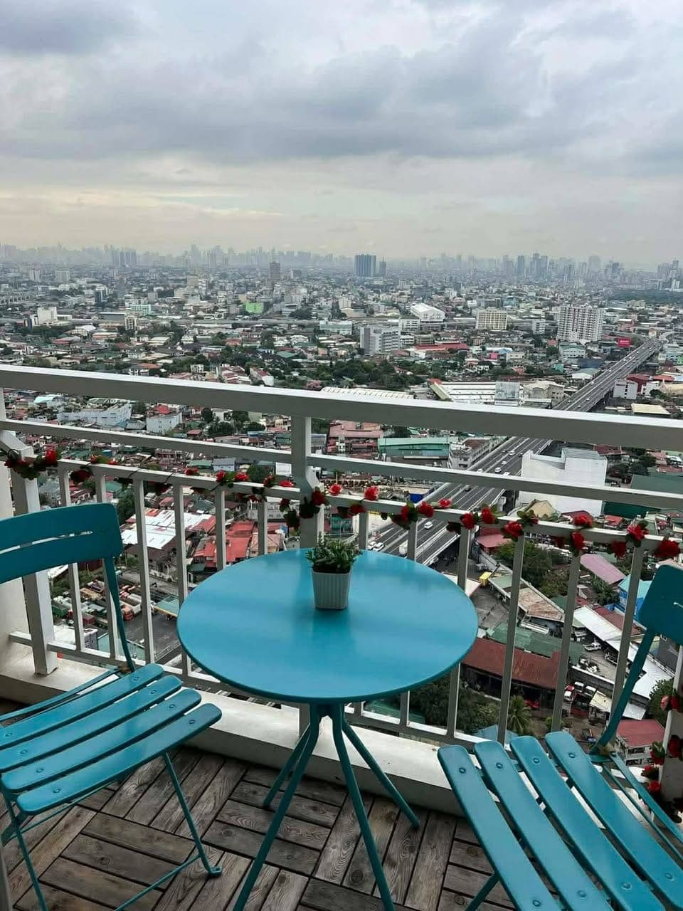 FOR RENT - photo 1