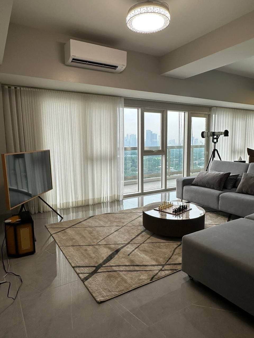 FOR LEASE – PARK MCKINLEY WEST PENTHOUSE - photo 1