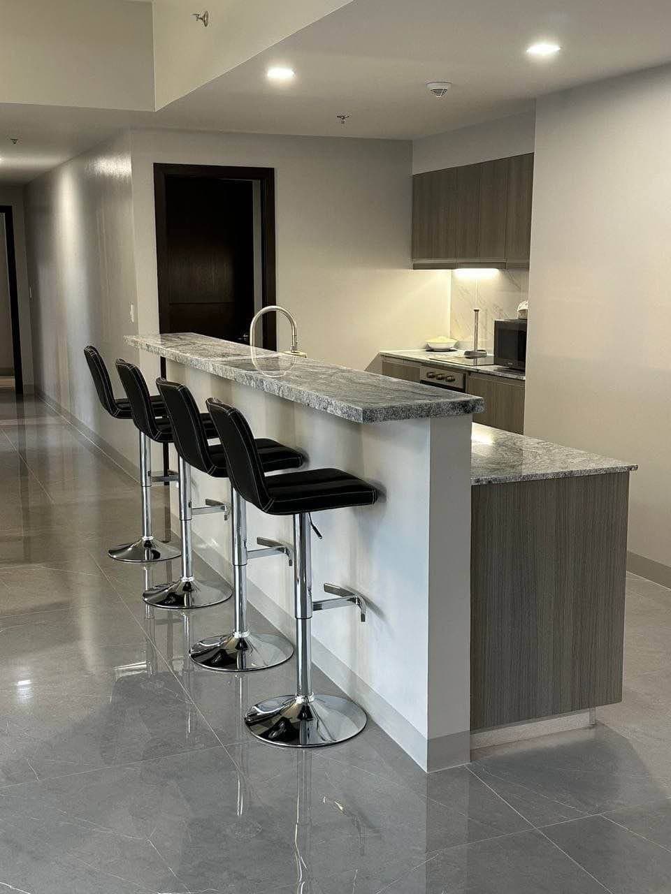 FOR LEASE – PARK MCKINLEY WEST PENTHOUSE - photo 8