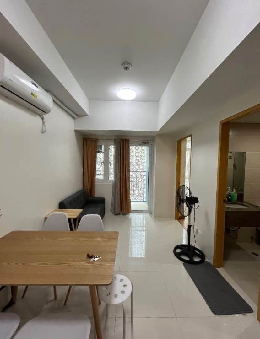 Available to move in on 3rd week of April - photo 8