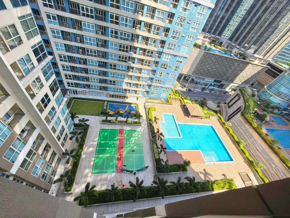 FOR LEASE: TIME SQUARE WEST - photo 4