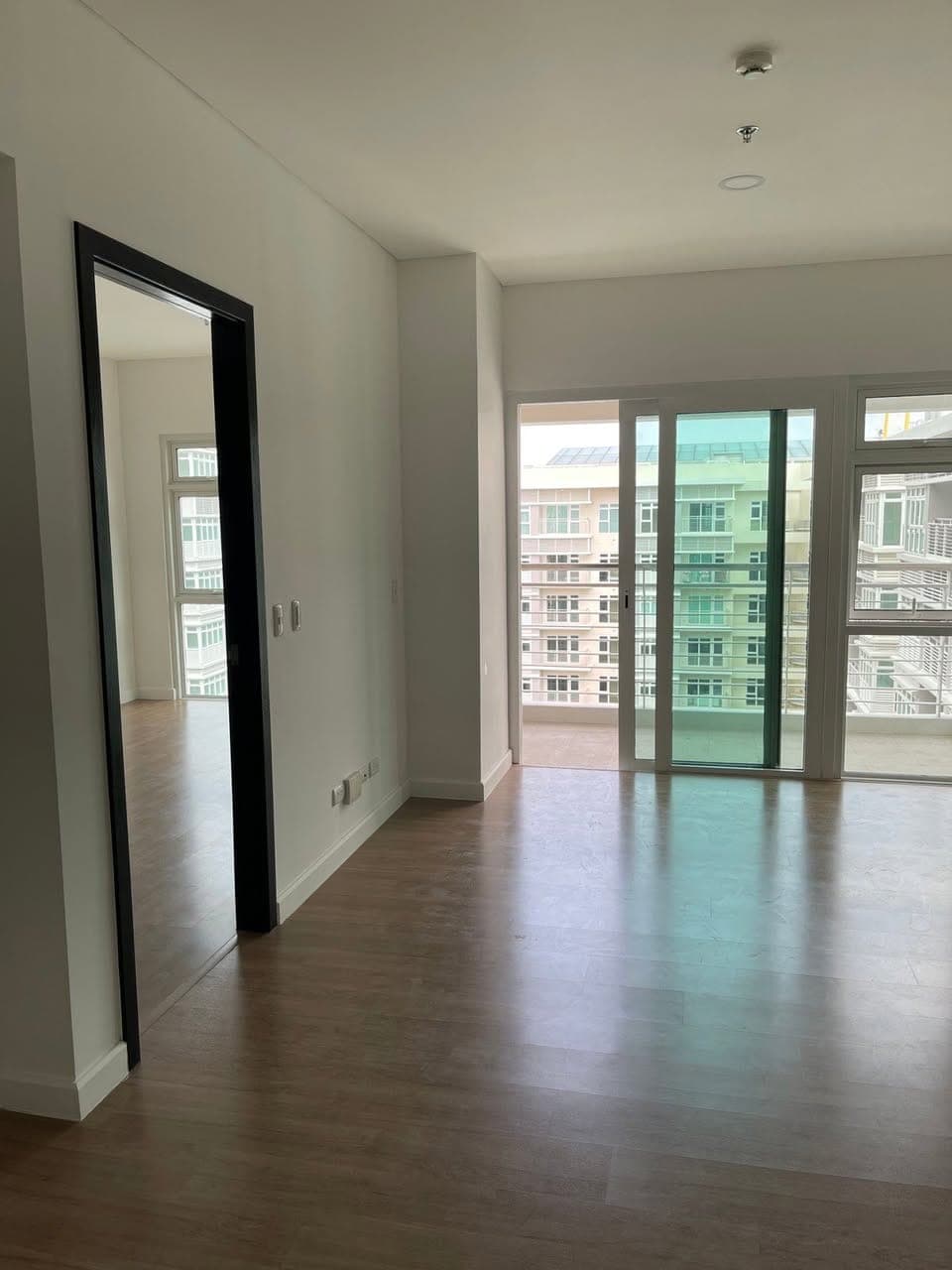 LOCATION : Arca South Taguig City (The Veranda Condominium Corporation) - photo 4