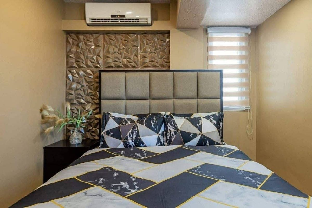 𝐅𝐎𝐑 𝐑𝐄𝐍𝐓 Two Bedroom Unit in Fort Victoria BGC. - photo 11