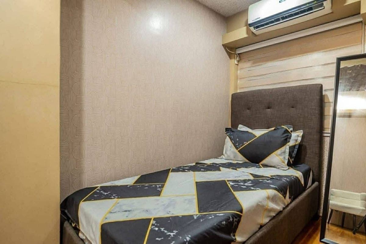 𝐅𝐎𝐑 𝐑𝐄𝐍𝐓 Two Bedroom Unit in Fort Victoria BGC. - photo 13