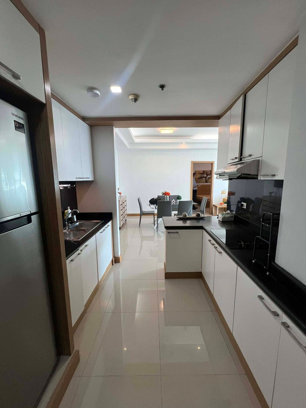 For Lease: Bellagio tower two - photo 2