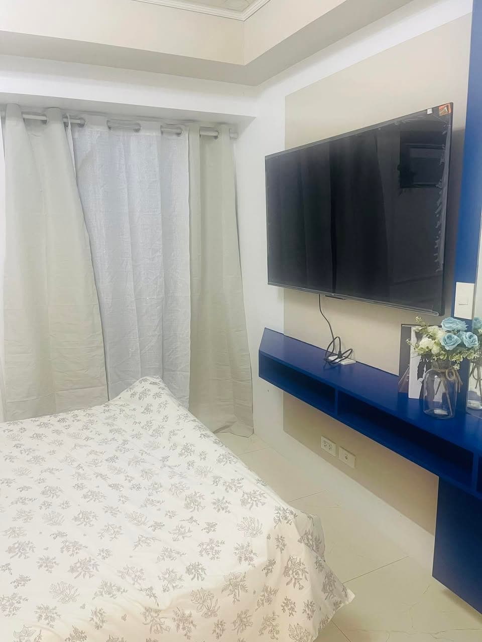 # **FOR RENT: The Celandine Tower** - photo 1