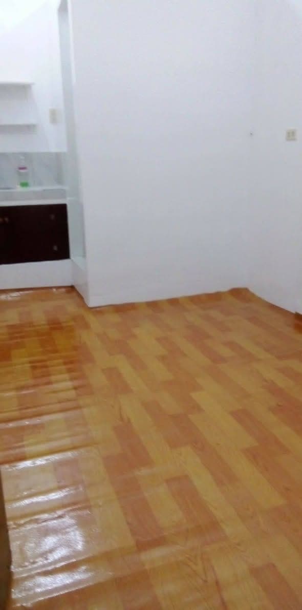 ROOM FOR RENT - photo 1