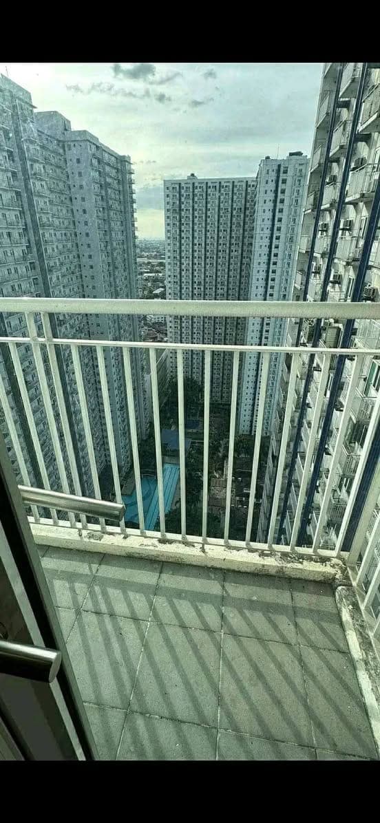 FOR RENT : 18,500 inclusive assoc dues/ water - photo 3