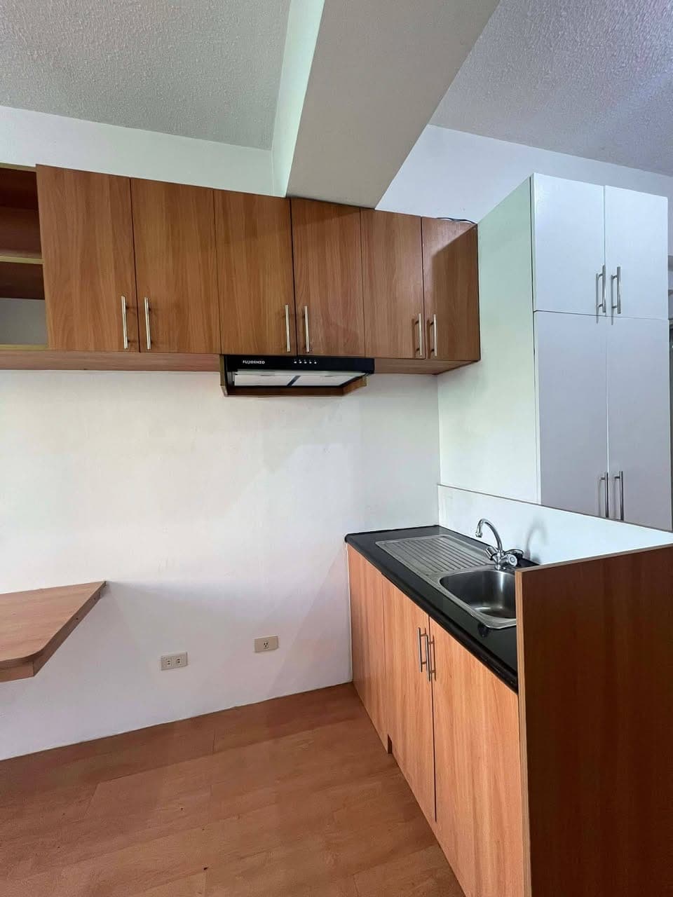 For RENT: Office/Residential - photo 4