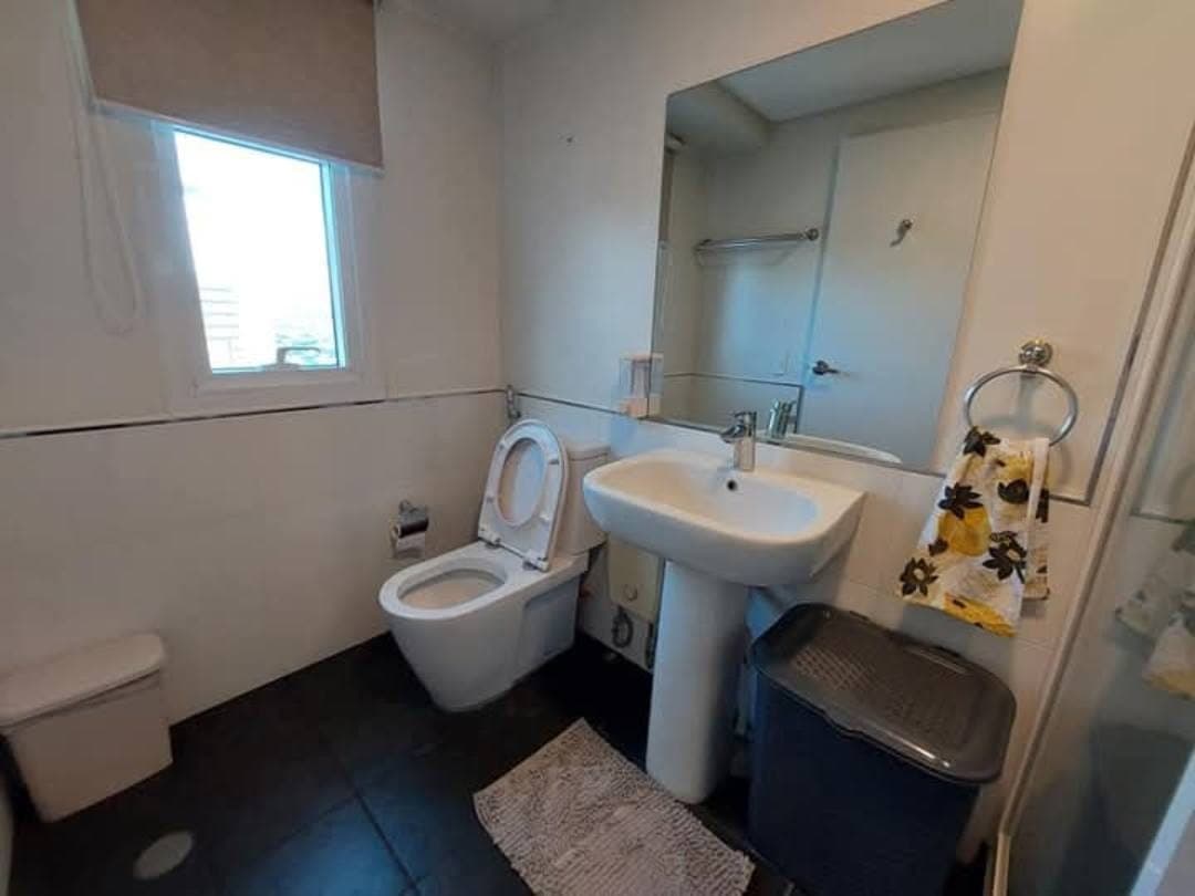 3 Bedroom w/ Parking Serendra 2 Red Oak Tower - photo 11